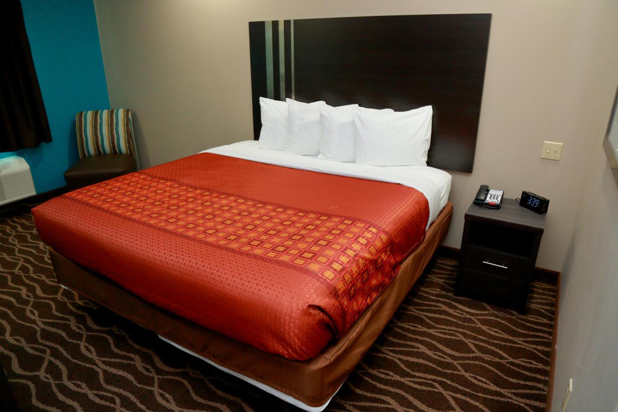 Americas Best Value Inn & Suites-Prairieville Экстерьер фото