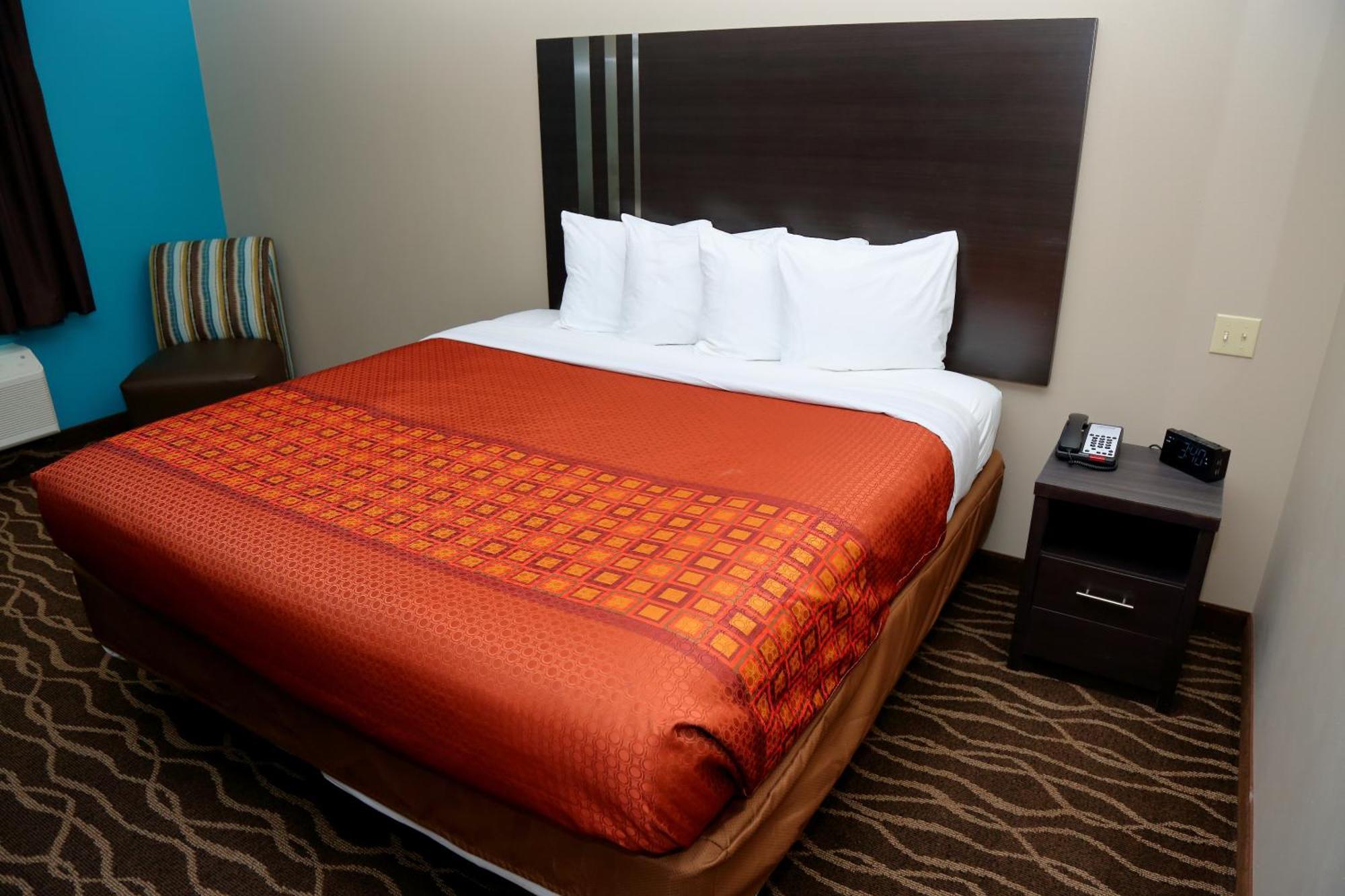 Americas Best Value Inn & Suites-Prairieville Экстерьер фото